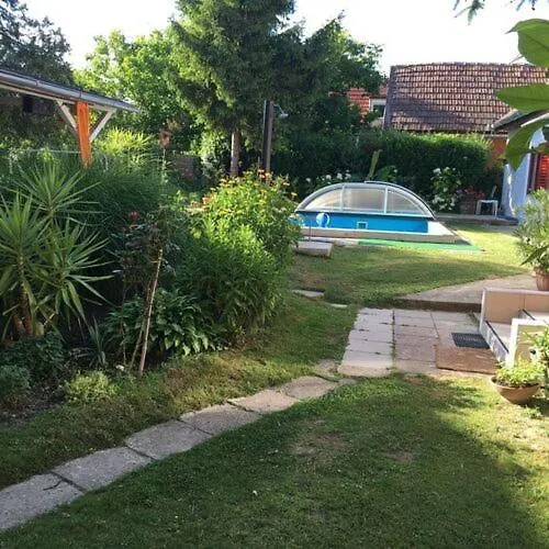 Fly Vendeghaz Tatil Evi *